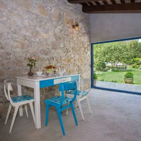 Quaint Apartment In Labin With Barbecue Apartamento Labin (Istria)
